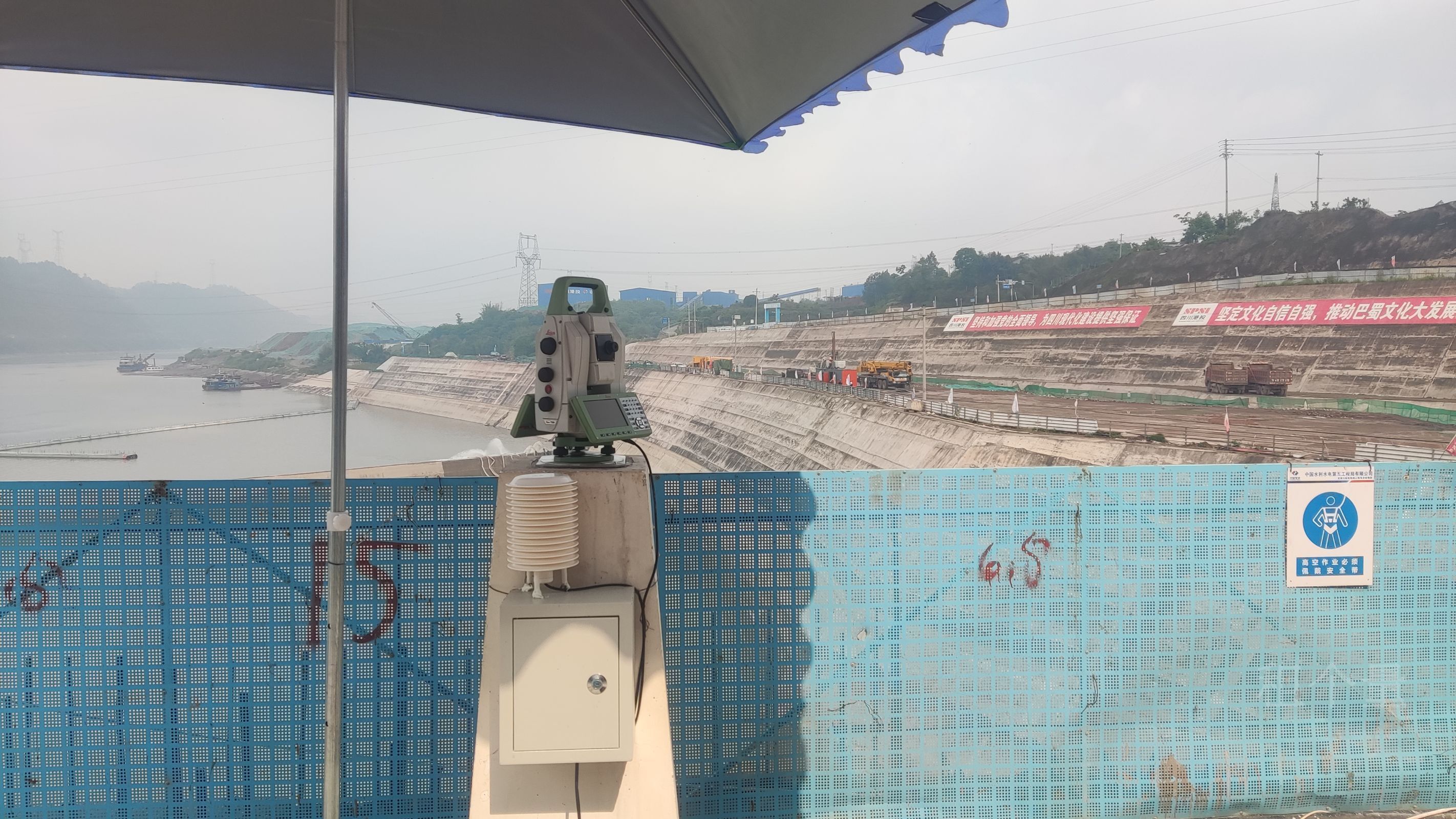 水庫大壩安全監(jiān)測(cè)中表面變形常用監(jiān)測(cè)設(shè)備有哪些